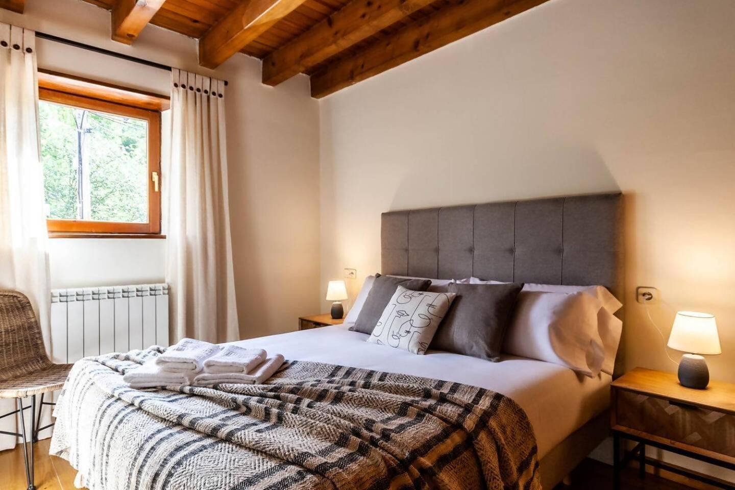 Espacioso Apartamento Con Jardin En Salardu Naut Aran Exterior photo