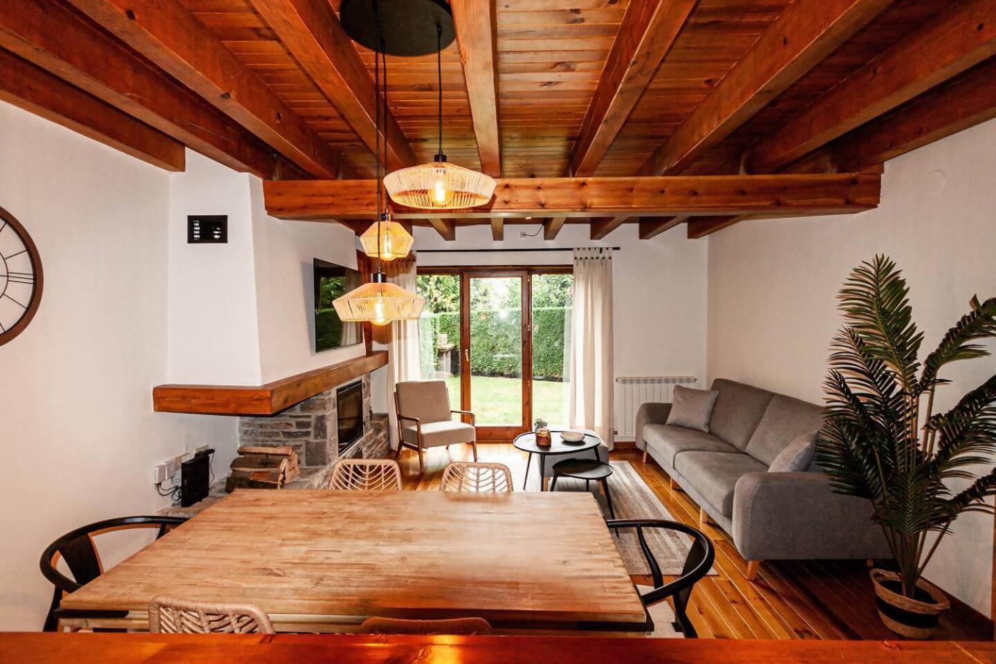 Espacioso Apartamento Con Jardin En Salardu Naut Aran Exterior photo
